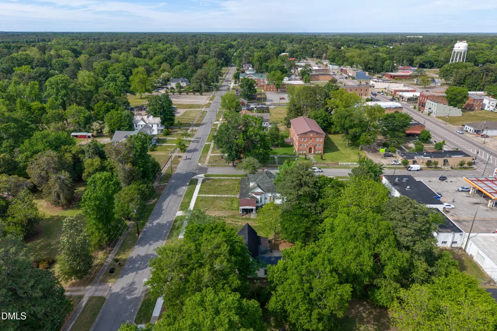 809 Church Street Scotland Neck, NC 27874