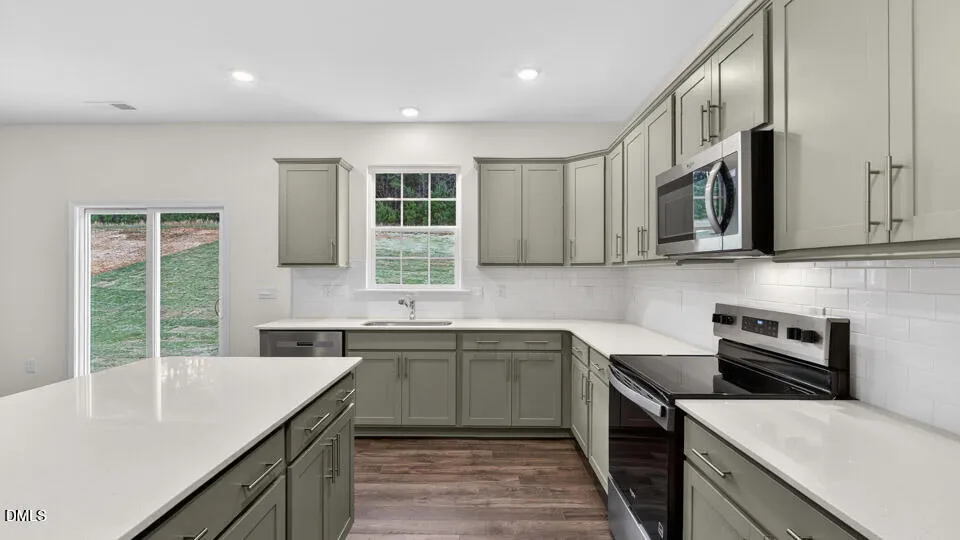 324 Flat River Run Hillsborough, NC 27278