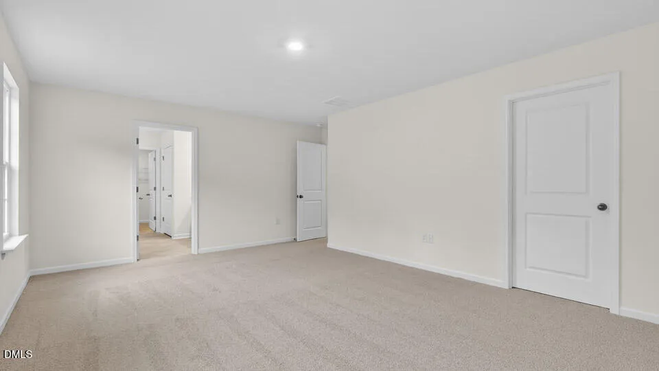 324 Flat River Run Hillsborough, NC 27278