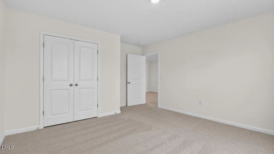 324 Flat River Run Hillsborough, NC 27278