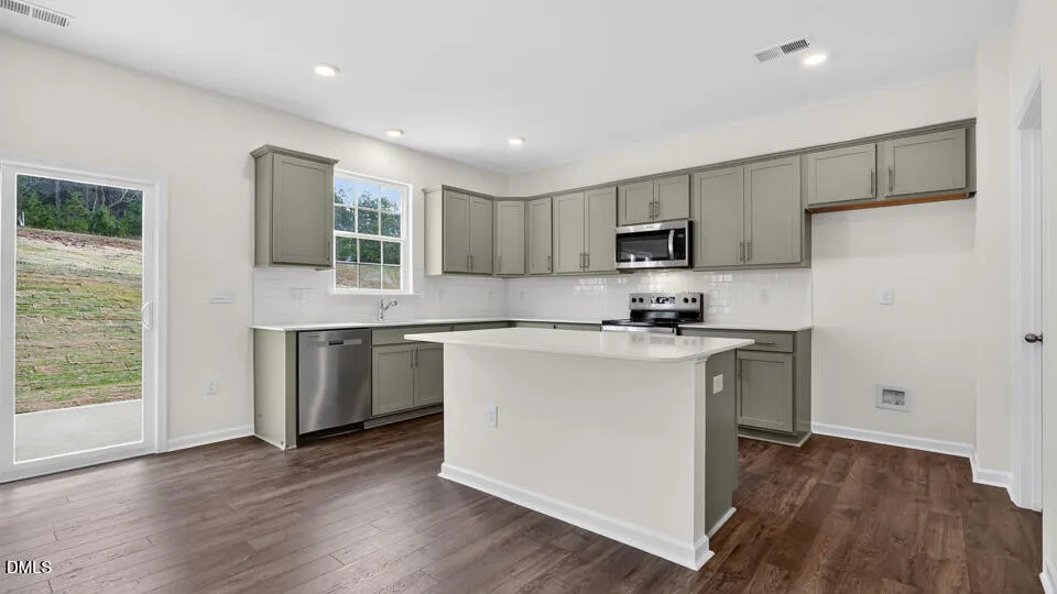 324 Flat River Run Hillsborough, NC 27278
