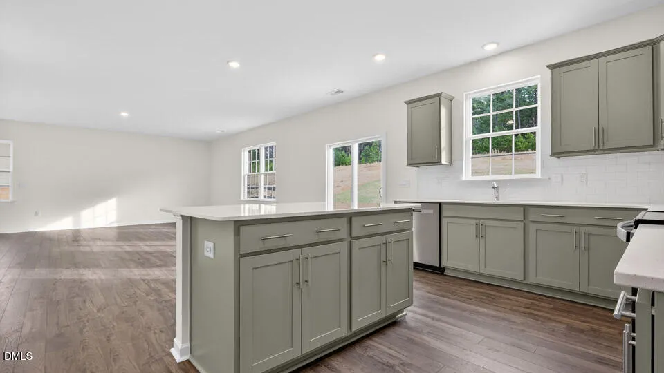 324 Flat River Run Hillsborough, NC 27278