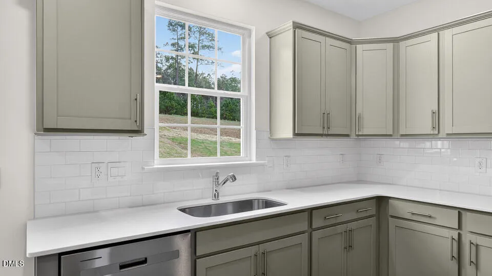 324 Flat River Run Hillsborough, NC 27278