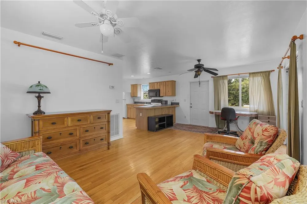 7322 Hibiscus Avenue Bokeelia, FL 33922