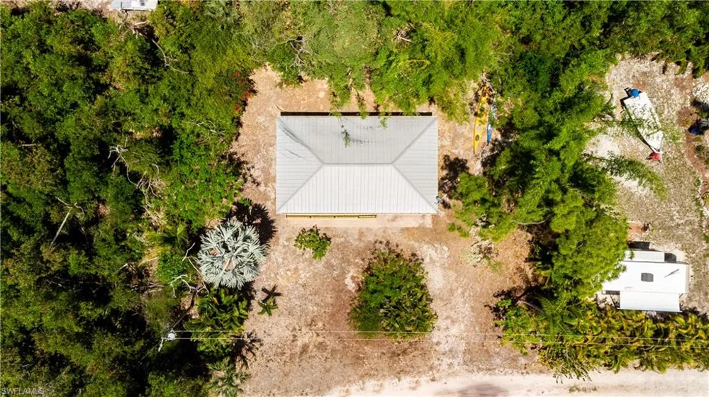 7322 Hibiscus Avenue Bokeelia, FL 33922
