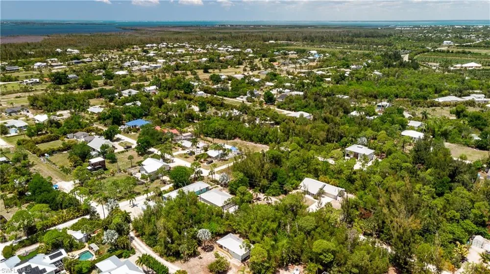 7322 Hibiscus Avenue Bokeelia, FL 33922