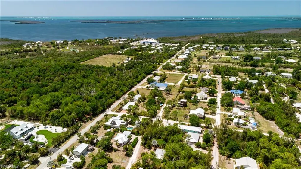 7322 Hibiscus Avenue Bokeelia, FL 33922