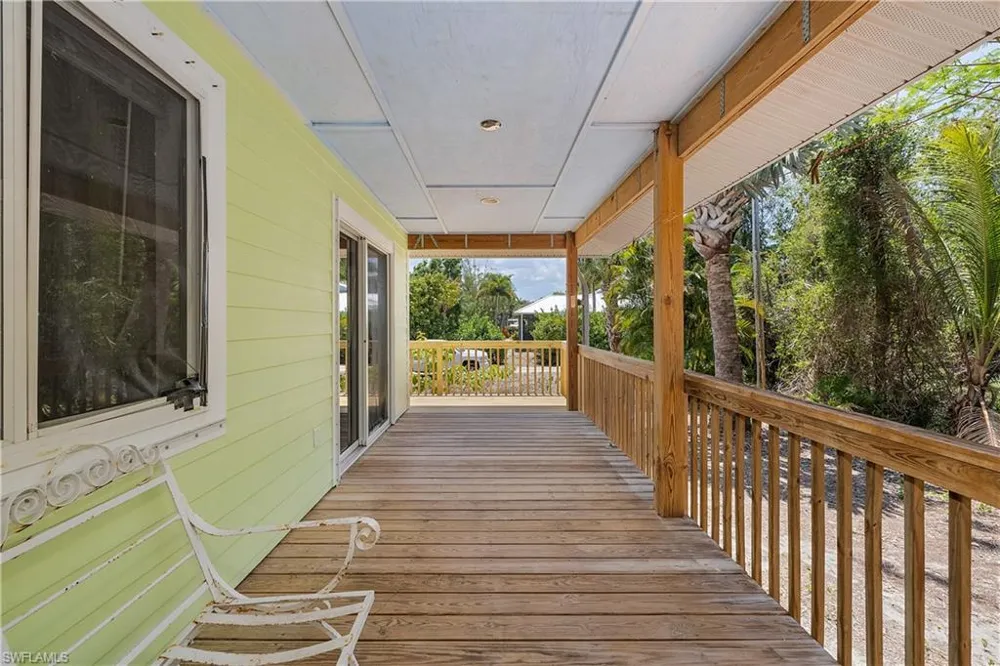7322 Hibiscus Avenue Bokeelia, FL 33922