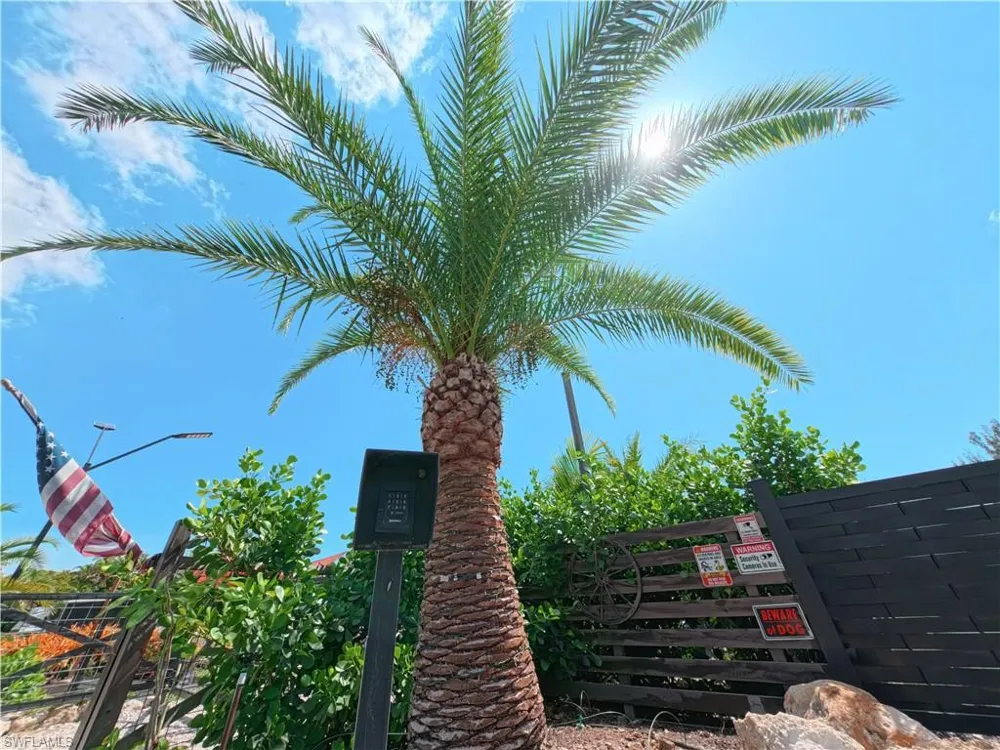 12242 Eagles Nest Drive Bokeelia, FL 33922
