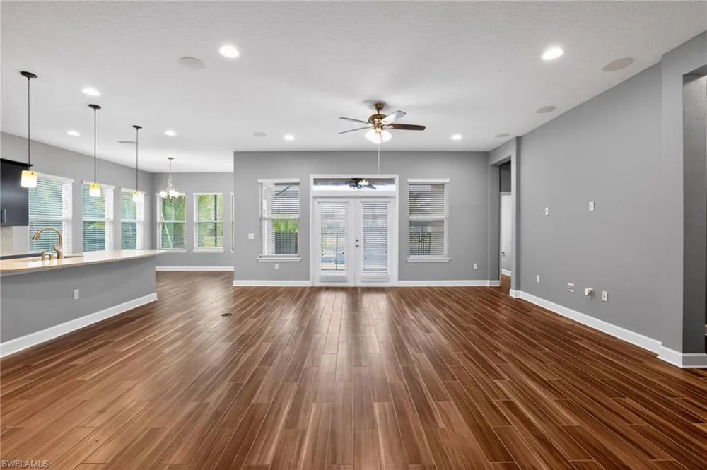 710 116th Court NE Bradenton, FL 34212