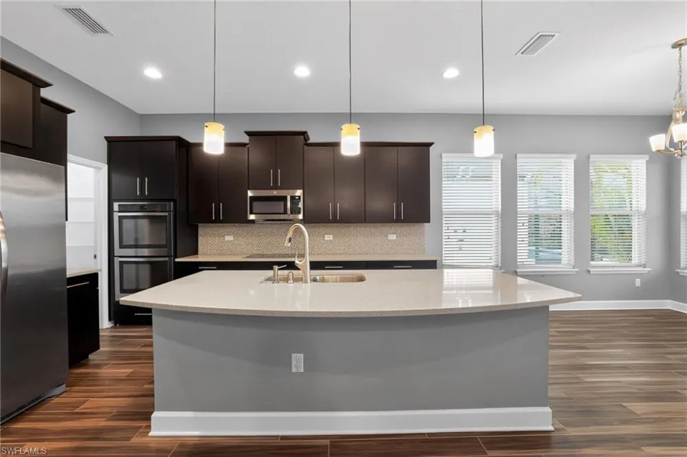 710 116th Court NE Bradenton, FL 34212