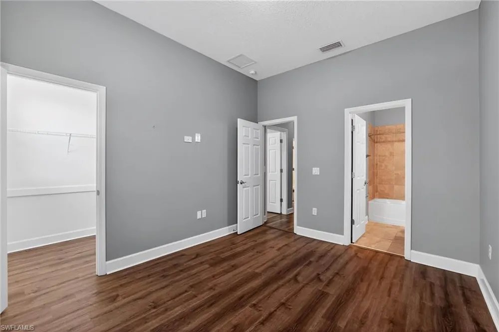 710 116th Court NE Bradenton, FL 34212