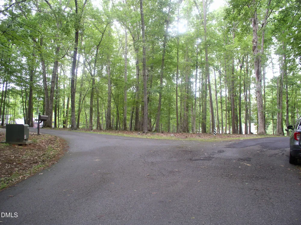 105 Oak Run Clarksville, VA 23927