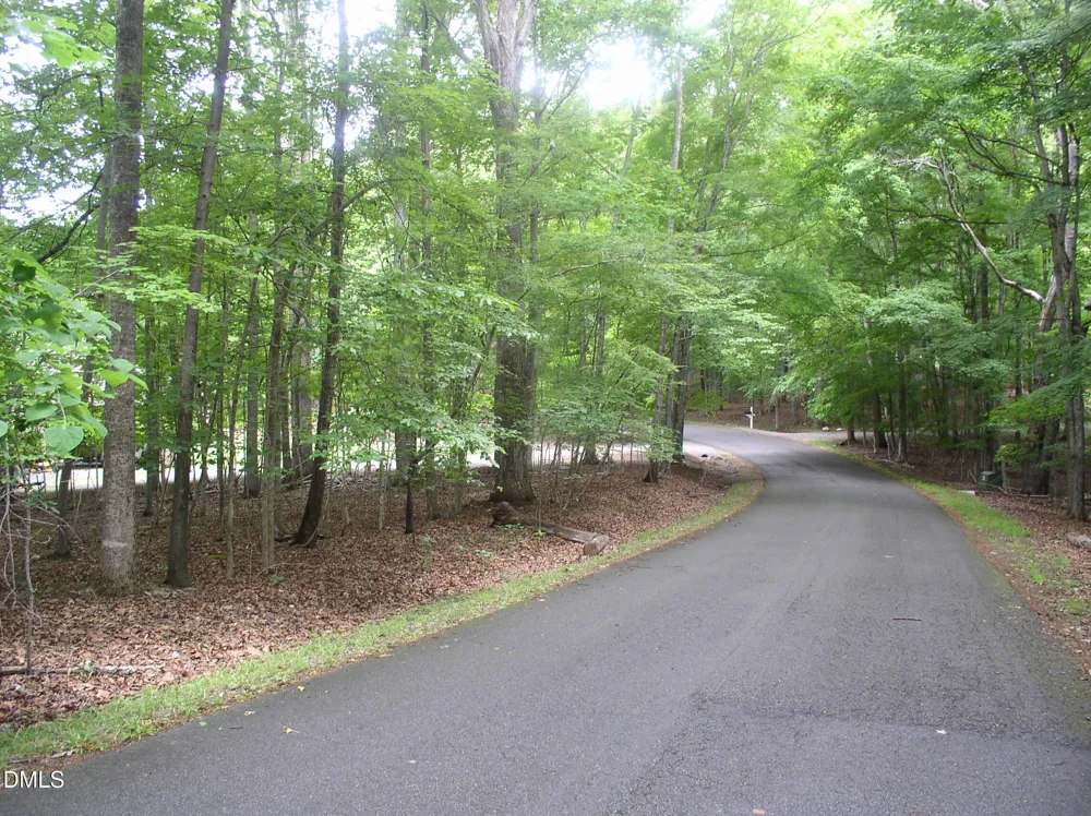 105 Oak Run Clarksville, VA 23927
