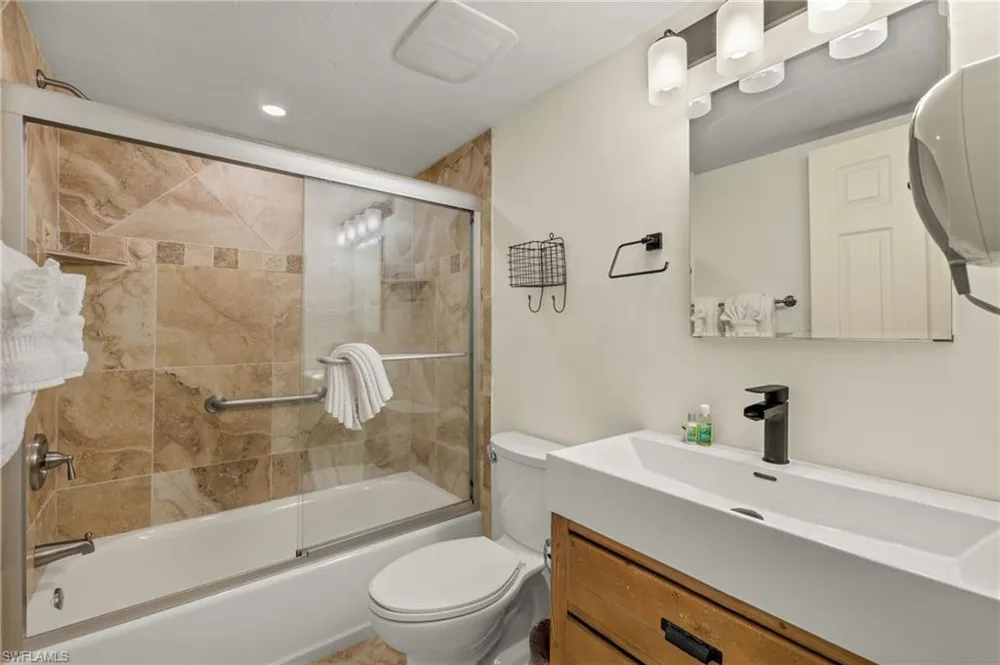845 E Gulf Drive #212 Sanibel, FL 33957
