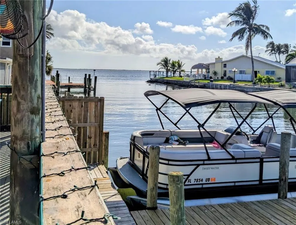 4159 Sunshine Boulevard St. James City, FL 33956