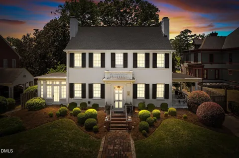1208 Main Street