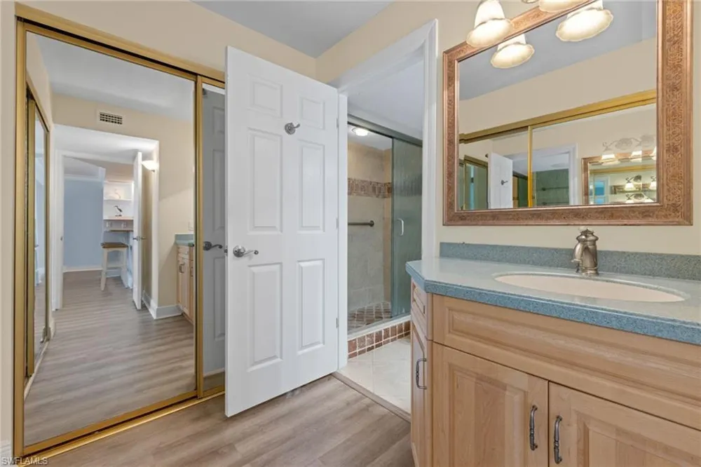 2929 W Gulf Drive #306 Sanibel, FL 33957