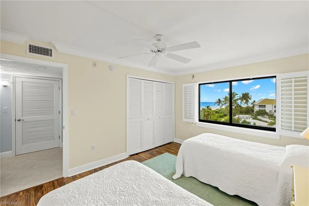 2929 W Gulf Drive #306 Sanibel, FL 33957