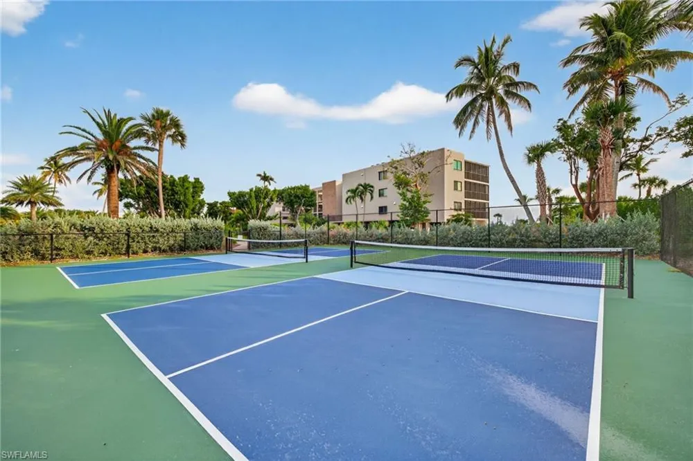 2929 W Gulf Drive #306 Sanibel, FL 33957