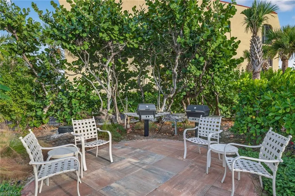 2929 W Gulf Drive #306 Sanibel, FL 33957