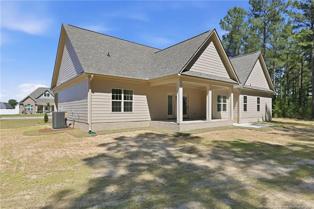 314 Baymeadow Bend Lumberton, NC 28358