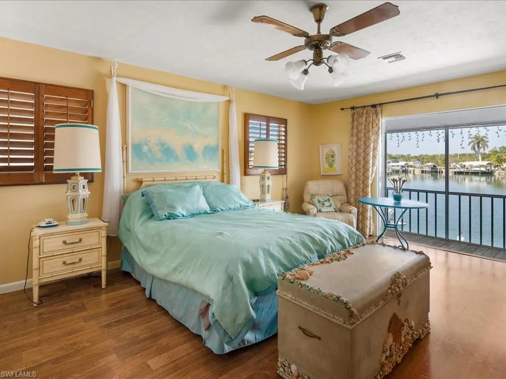 565 Coconut Avenue Goodland, FL 34140