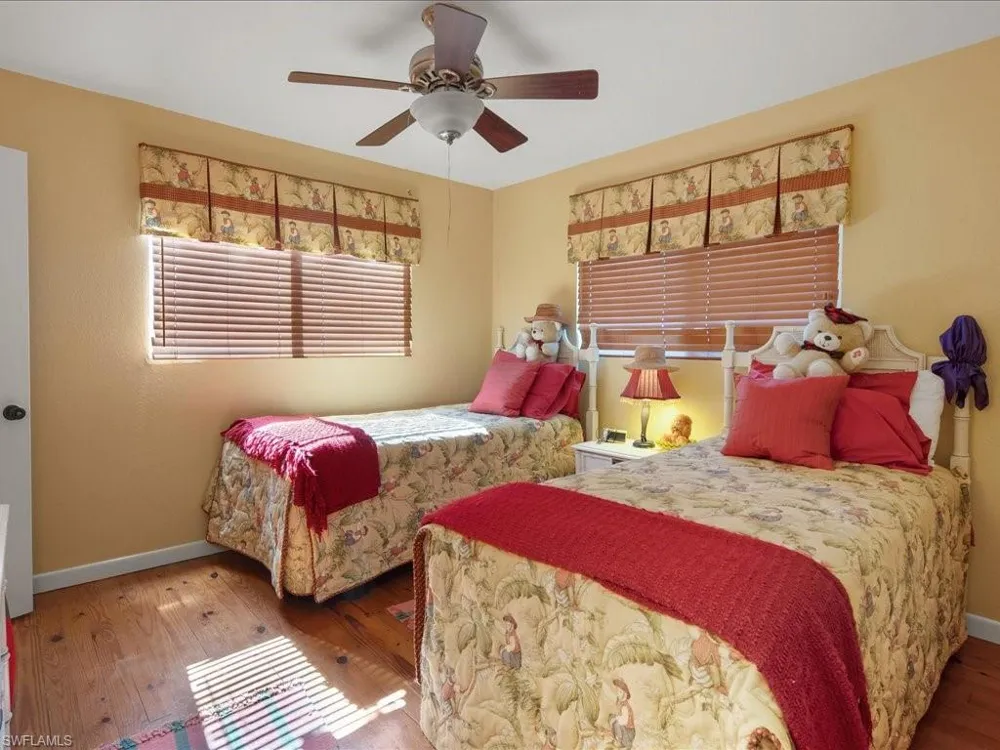 565 Coconut Avenue Goodland, FL 34140