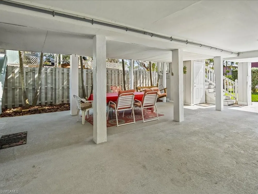 565 Coconut Avenue Goodland, FL 34140
