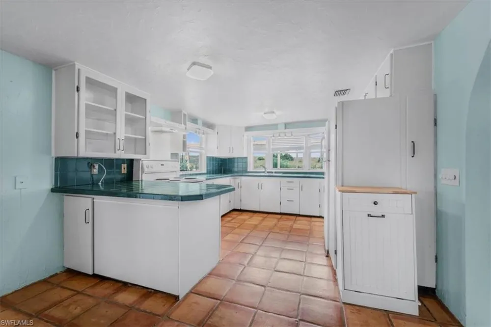 1083 Sunset Strip Moore Haven, FL 33479