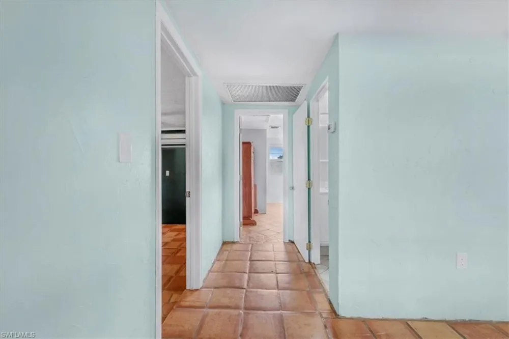 1083 Sunset Strip Moore Haven, FL 33479