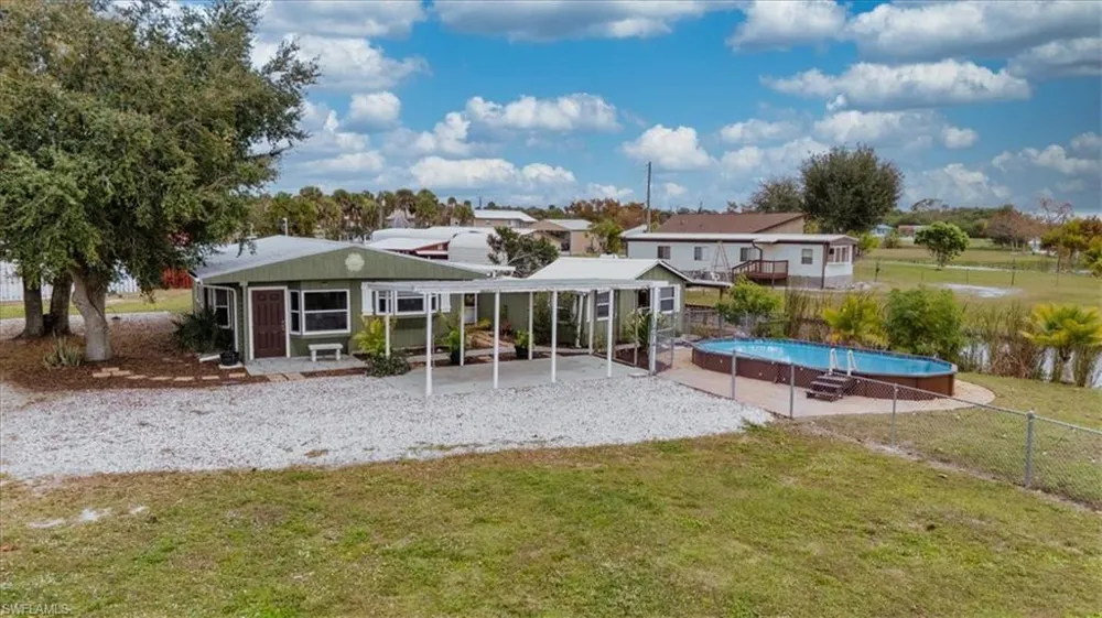 1083 Sunset Strip Moore Haven, FL 33479