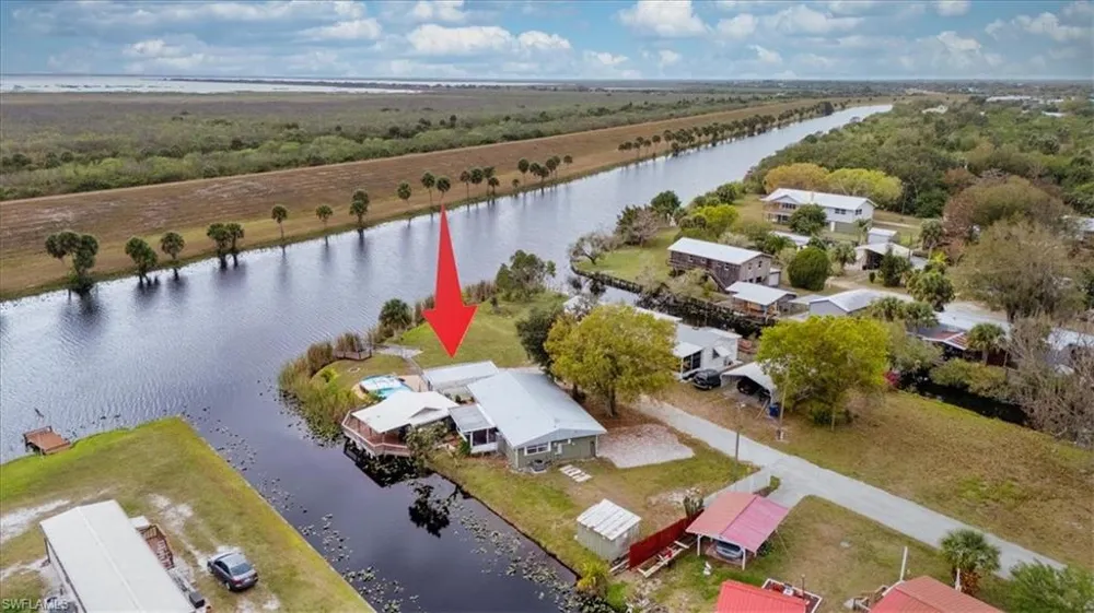 1083 Sunset Strip Moore Haven, FL 33479