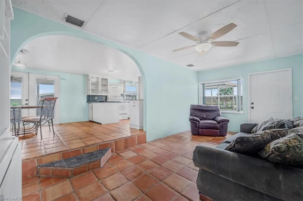 1083 Sunset Strip Moore Haven, FL 33479