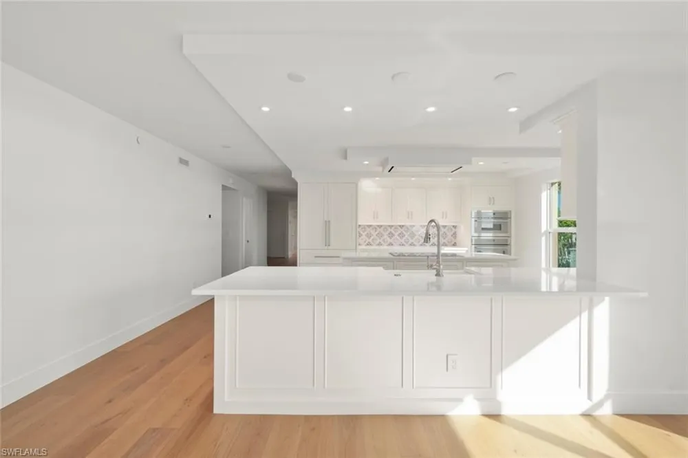 3127 W Gulf Drive #101 Sanibel, FL 33957