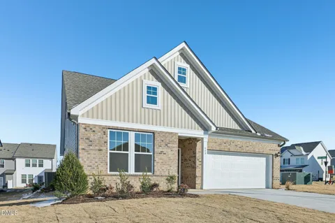 124 Tillamook Lane