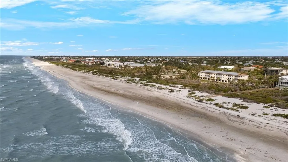 527 E Gulf Drive #203 Sanibel, FL 33957