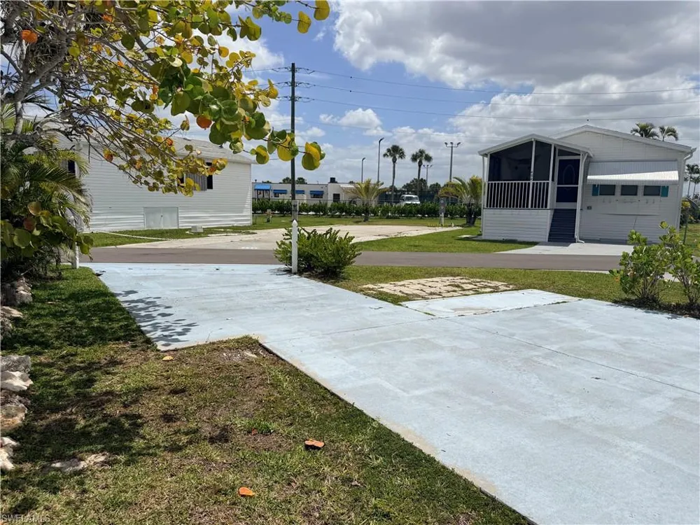 19681 Summerlin #553 Road Fort Myers, FL 33908