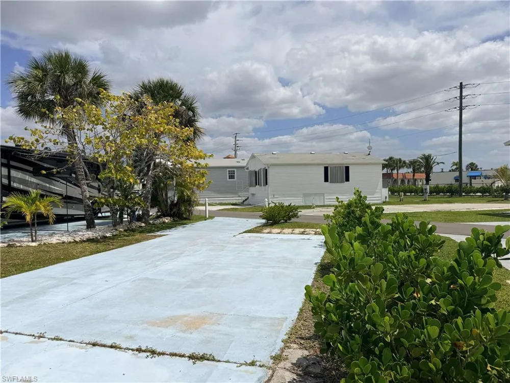 19681 Summerlin #553 Road Fort Myers, FL 33908