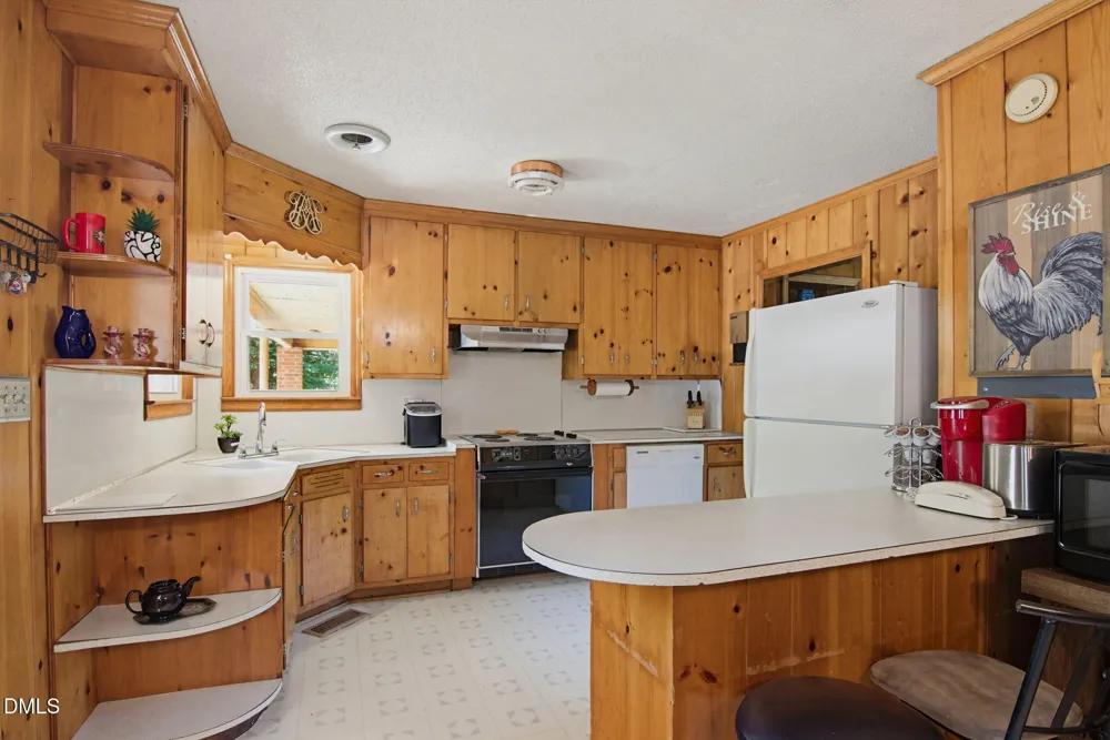 1667 Nc-22 Highway Robbins, NC 27325