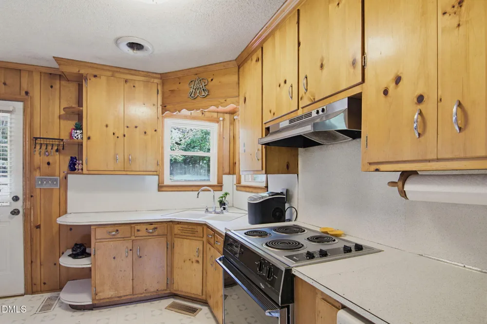 1667 Nc-22 Highway Robbins, NC 27325