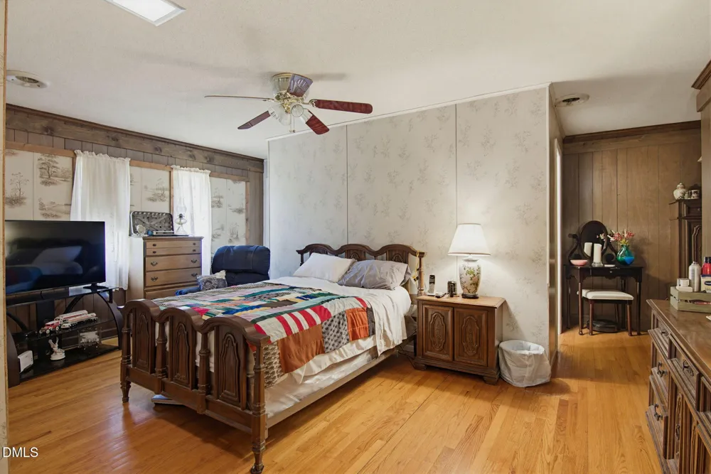 1667 Nc-22 Highway Robbins, NC 27325