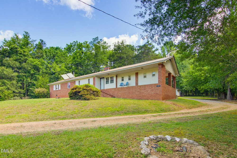 1667 Nc-22 Highway Robbins, NC 27325