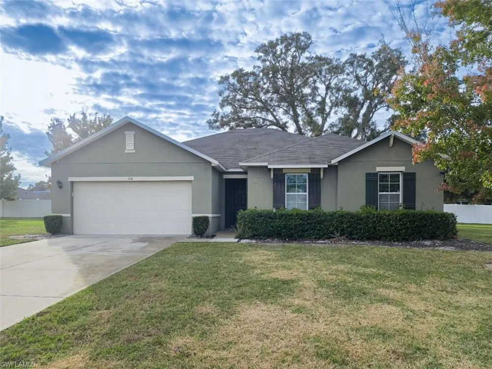 324 SUNNY FIELD COURT Eustis, FL 32726