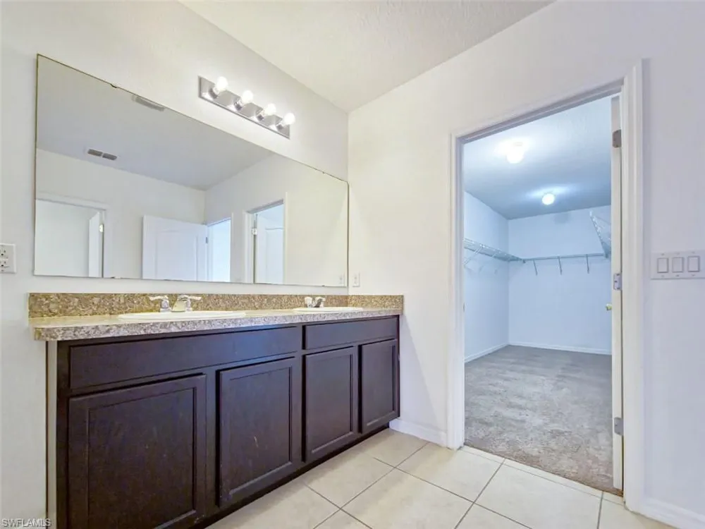 324 SUNNY FIELD COURT Eustis, FL 32726