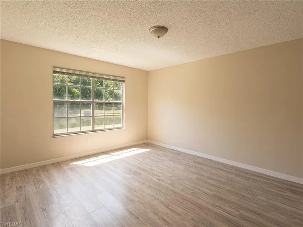 5007 LAGUNA BAY CIRCLE #37 Kissimmee, FL 34746