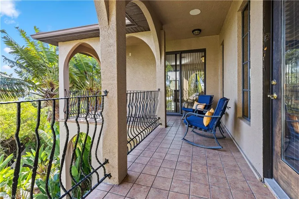 1504 Bowlees CV Bradenton, FL 34207