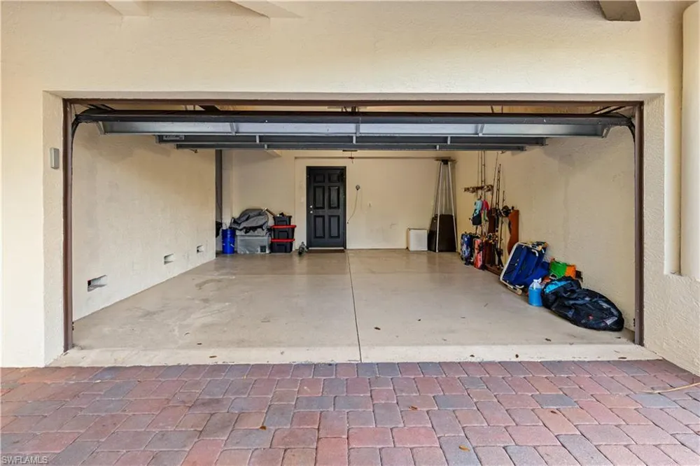 1504 Bowlees CV Bradenton, FL 34207