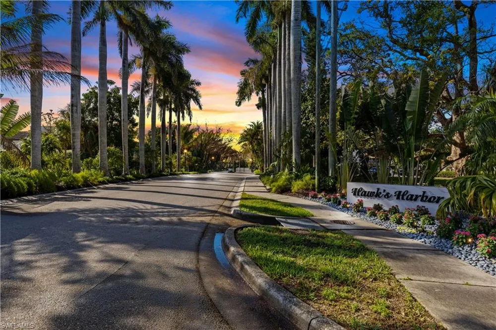 1504 Bowlees CV Bradenton, FL 34207