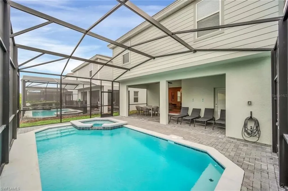 7407 Oakmoss Loop Davenport, FL 33837